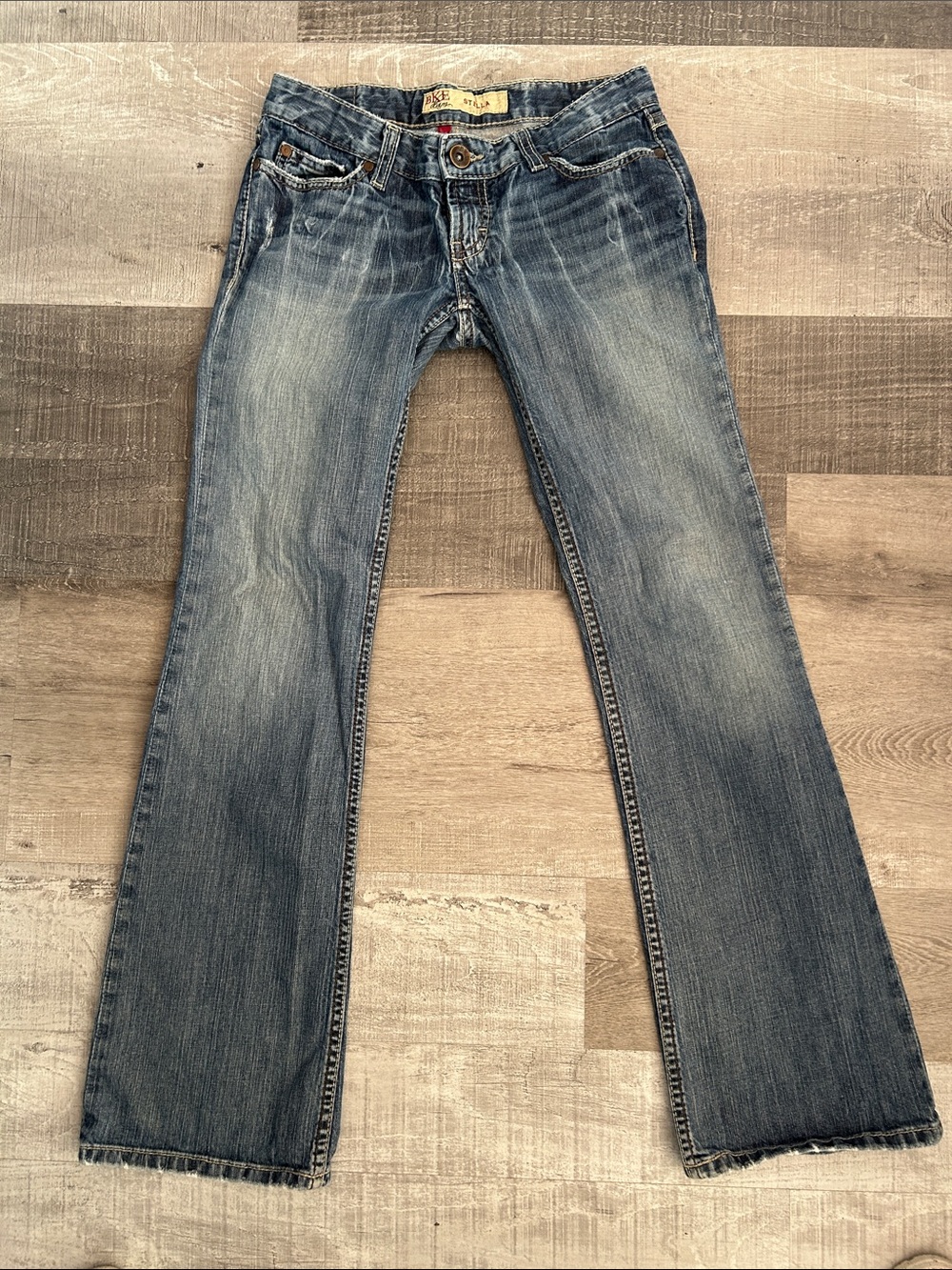 BKE Stella Women’s Faded Blue Bootcut Jeans size 26